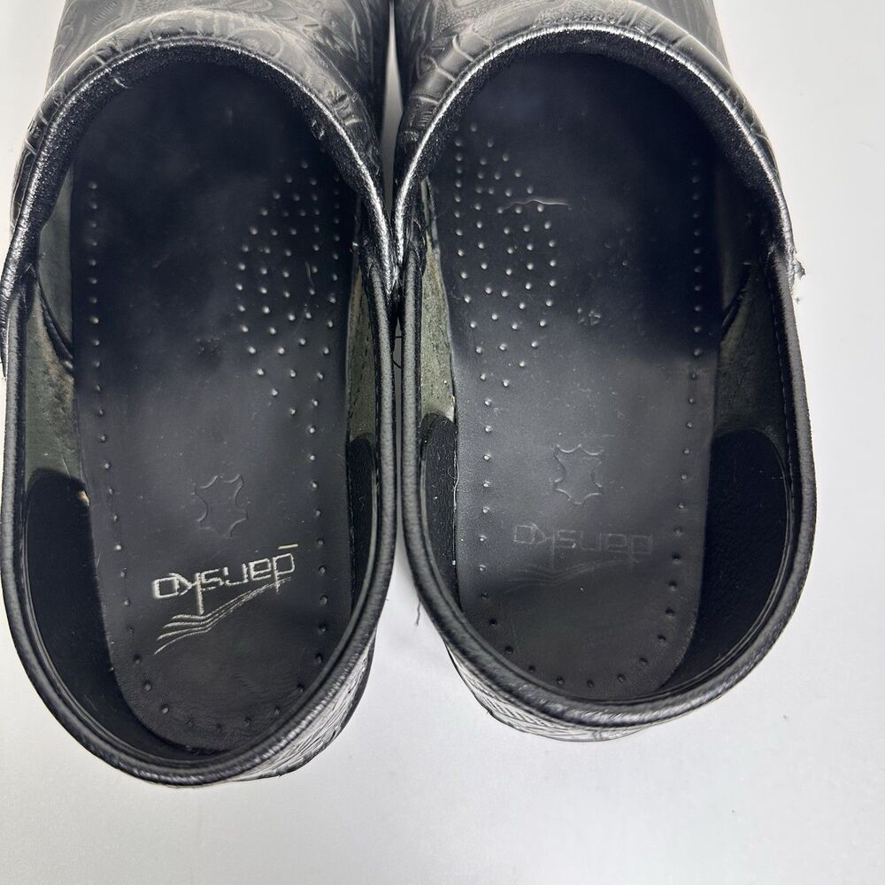 Dansko Professional Black Leather Tooled Embossed Clog Women’s Sz 41 US 10.5-11 - Picture 6 of 11